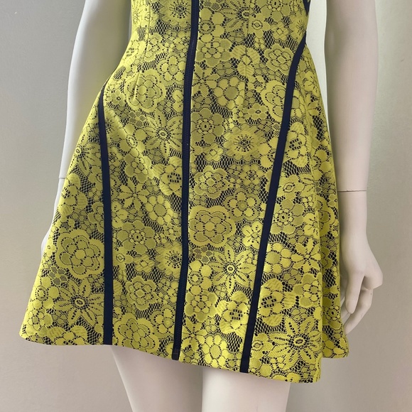 Alexis Designer Dress - Picture 4 of 6